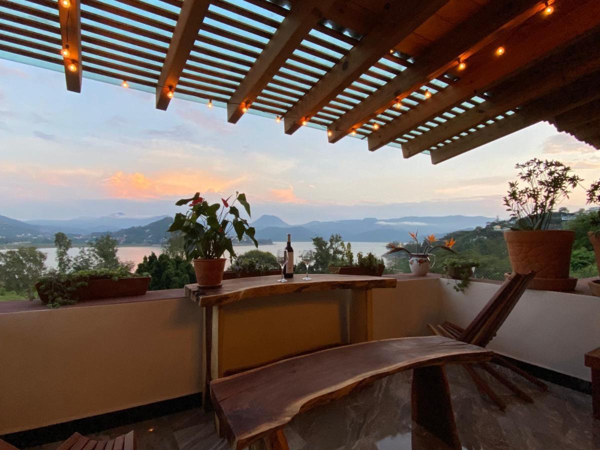 Hospedaje Anturios Valle De Bravo Exteriör bild