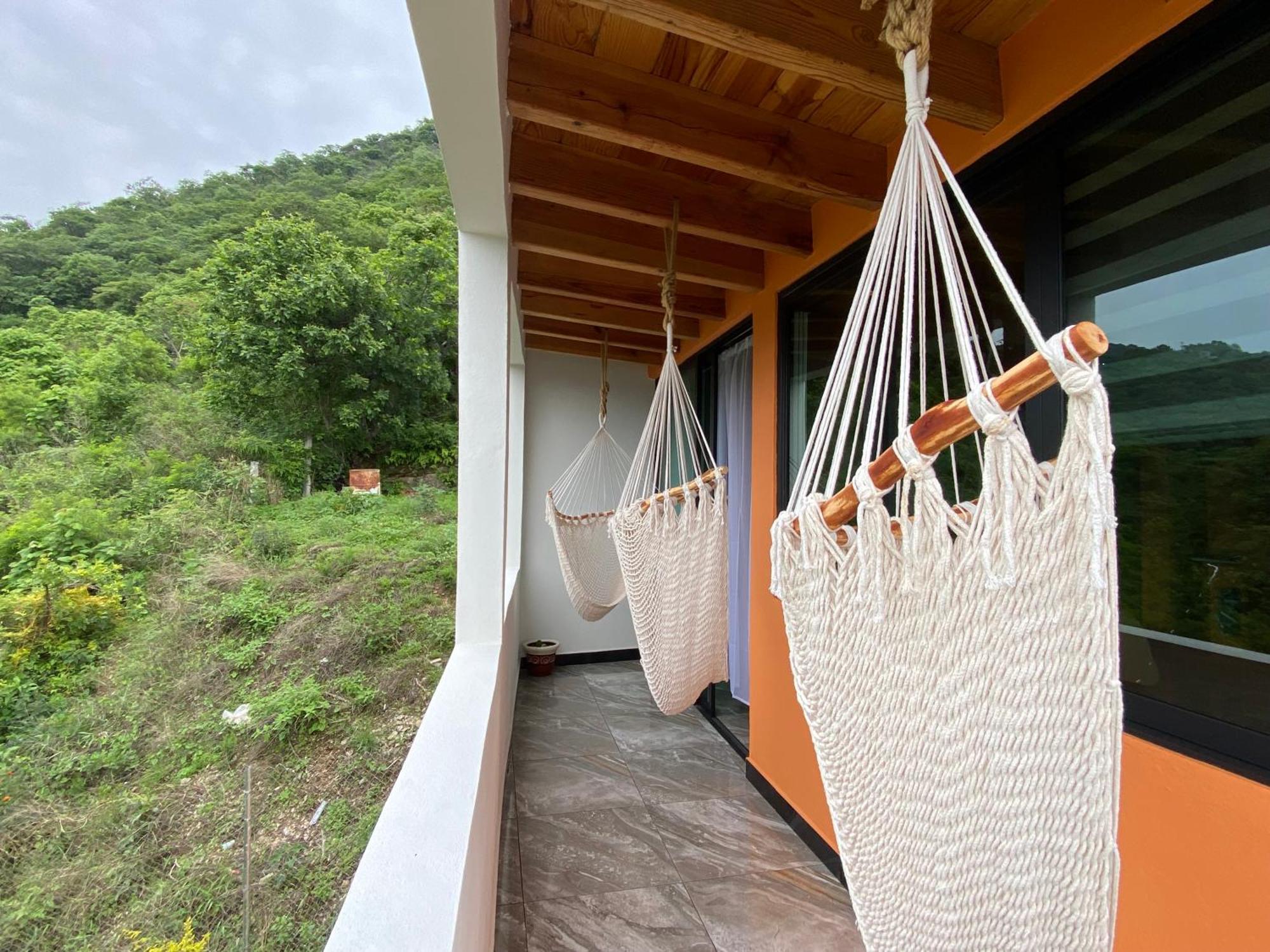 Hospedaje Anturios Valle De Bravo Exteriör bild